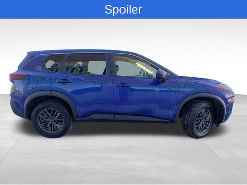 Used 2023 Nissan Rogue S image 10