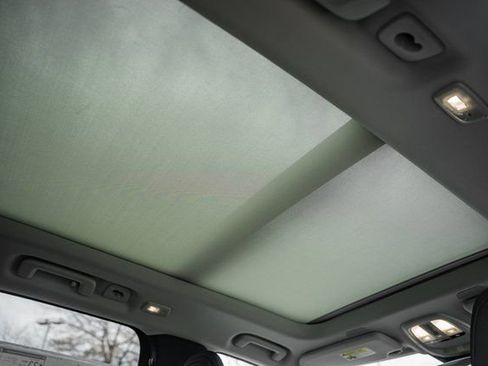 New 2026 Volvo XC90 B6 Plus w/ Protection Package Premier image 32