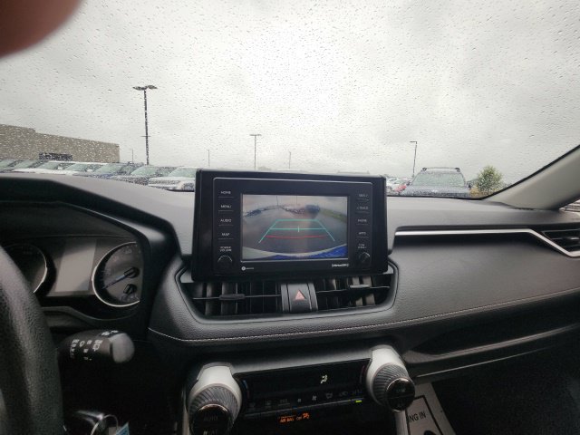 Used 2020 Toyota RAV4 LE w/ All Weather Liner Package AWD/4WD image 17