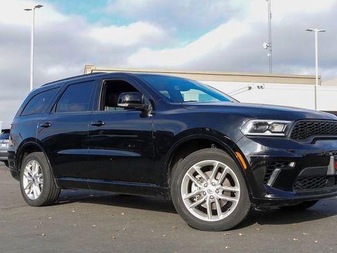 Used 2024 Dodge Durango GT image 2