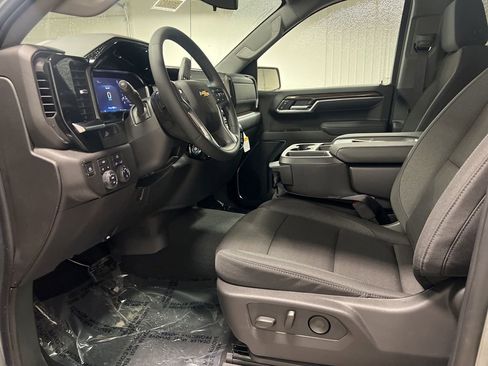 New 2026 Chevrolet Silverado 1500 LT image 11
