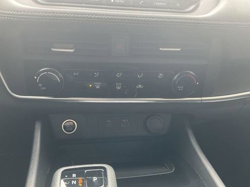 Certified 2023 Nissan Rogue S image 17