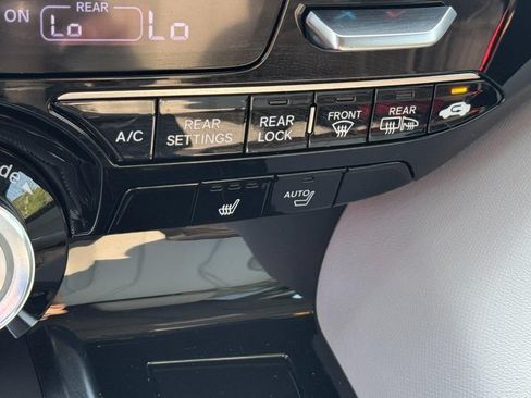Certified 2026 Acura MDX SH-AWD w/ Technology Package image 29