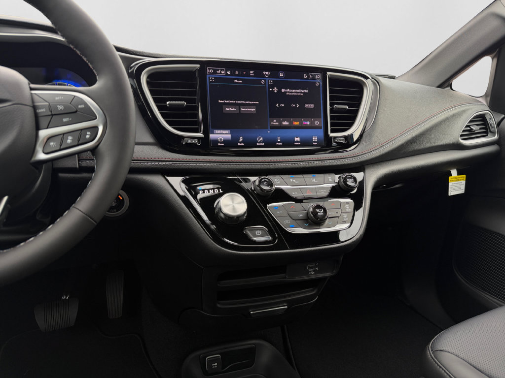 New 2027 Chrysler Pacifica Select AWD/4WD image 12