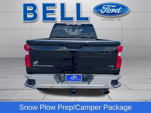 Used 2020 Chevrolet Silverado 2500 LTZ w/ LTZ Premium Package AWD/4WD image 5