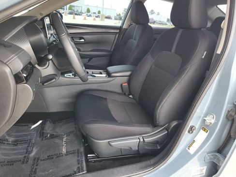 Used 2024 Nissan Sentra SV w/ All-Weather Package FWD image 12