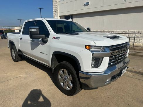 Used 2020 Chevrolet Silverado 2500 LTZ AWD/4WD image 12