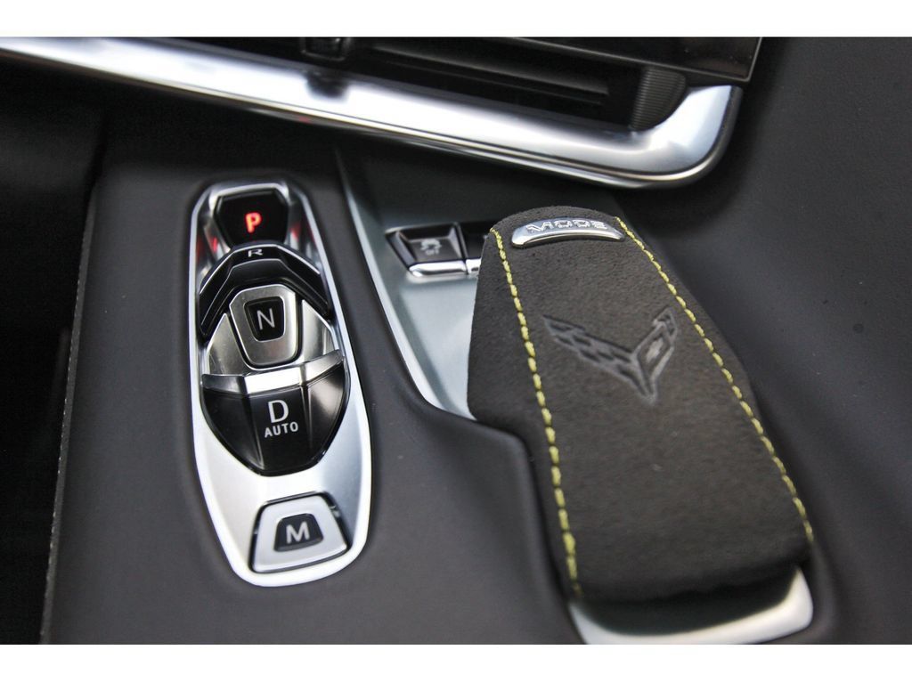 Used 2022 Chevrolet Corvette Stingray Premium Conv RWD image 21