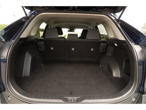 Used 2025 Toyota RAV4 XLE AWD/4WD image 15