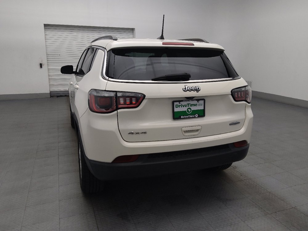 Used 2019 Jeep Compass Latitude w/ Popular Equipment Group AWD/4WD image 6