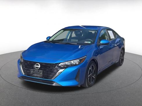 Used 2025 Nissan Sentra SV FWD image 7