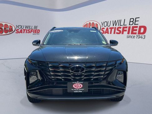 Certified 2022 Hyundai Tucson Limited AWD/4WD image 2
