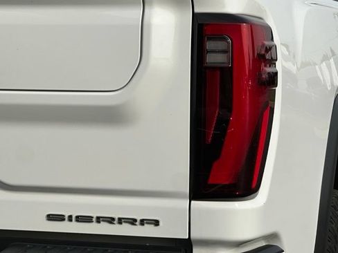 Used 2024 GMC Sierra 2500 Denali w/ Denali Reserve Package AWD/4WD image 13