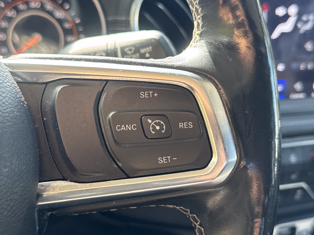 Used 2020 Jeep Gladiator Overland AWD/4WD image 26