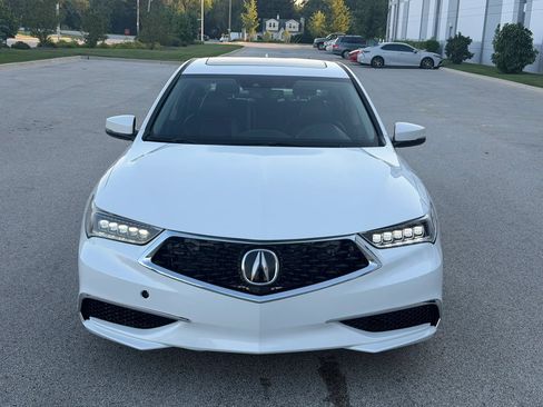 Used 2019 Acura TLX FWD image 2