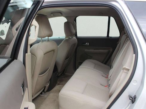 Used 2010 Ford Edge SE FWD image 7