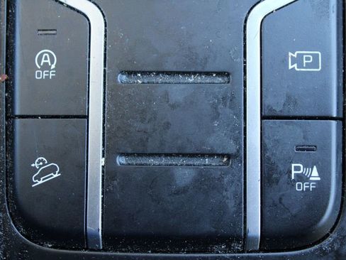 Certified 2023 Kia Sorento S image 35