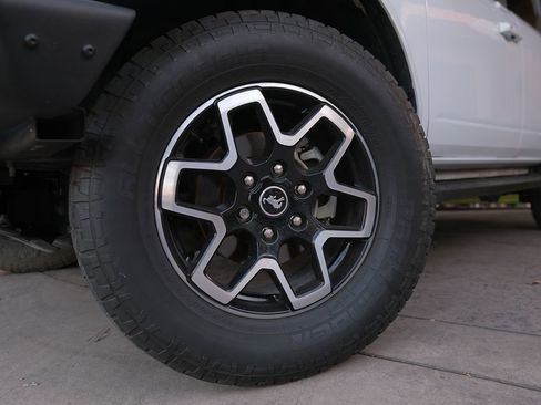 Used 2022 Ford Bronco Outer Banks image 31