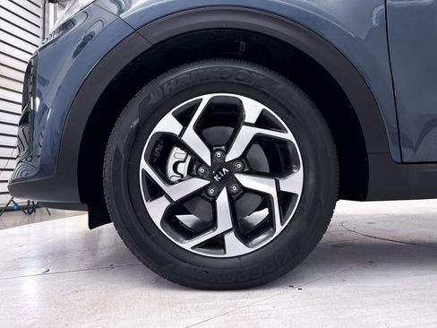 Certified 2021 Kia Sportage LX w/ LX Fwd Popular Package image 14