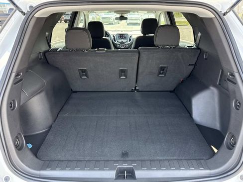Used 2022 Chevrolet Equinox LT w/ LPO, Floor Liner Package FWD image 21