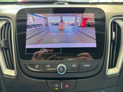 Used 2023 Chevrolet Malibu LT w/ Sport Edition image 22