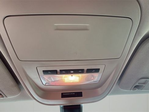 Used 2020 Chevrolet Colorado LT w/ LT Convenience Package image 25