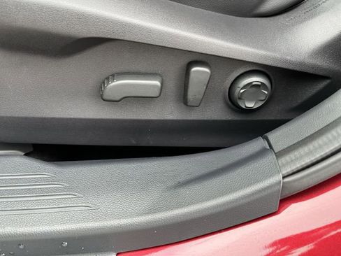 New 2025 Subaru Outback Limited image 16