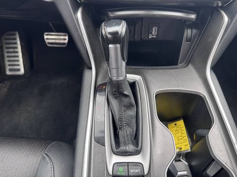 Used 2018 Honda Accord Sport image 21