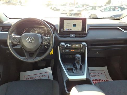 Used 2024 Toyota RAV4 LE image 10
