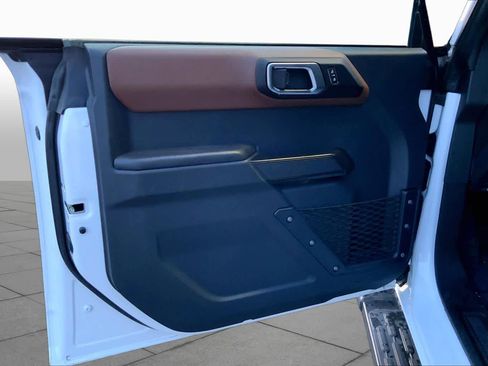 Used 2024 Ford Bronco Outer Banks AWD/4WD image 21