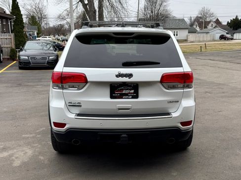 Used 2014 Jeep Grand Cherokee Limited w/ Luxury Group II image 16