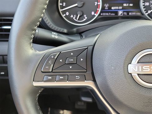 Used 2025 Nissan Sentra SV w/ All-Weather Package image 5