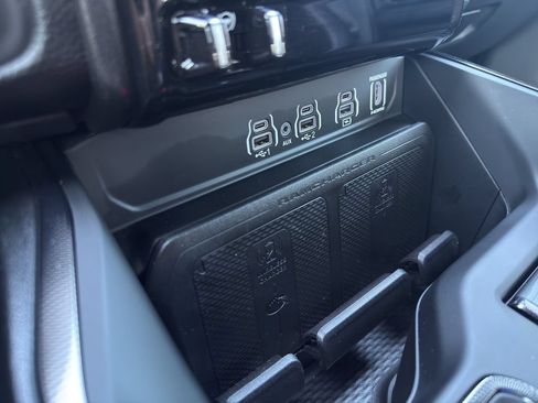 Used 2025 RAM 1500 Rebel w/ Rebel Level 2 Equipment Group AWD/4WD image 28