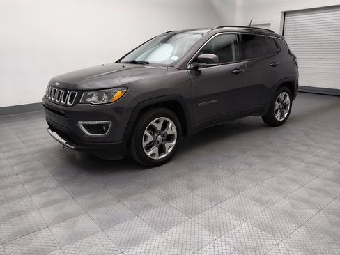 Used 2020 Jeep Compass Limited FWD image 2