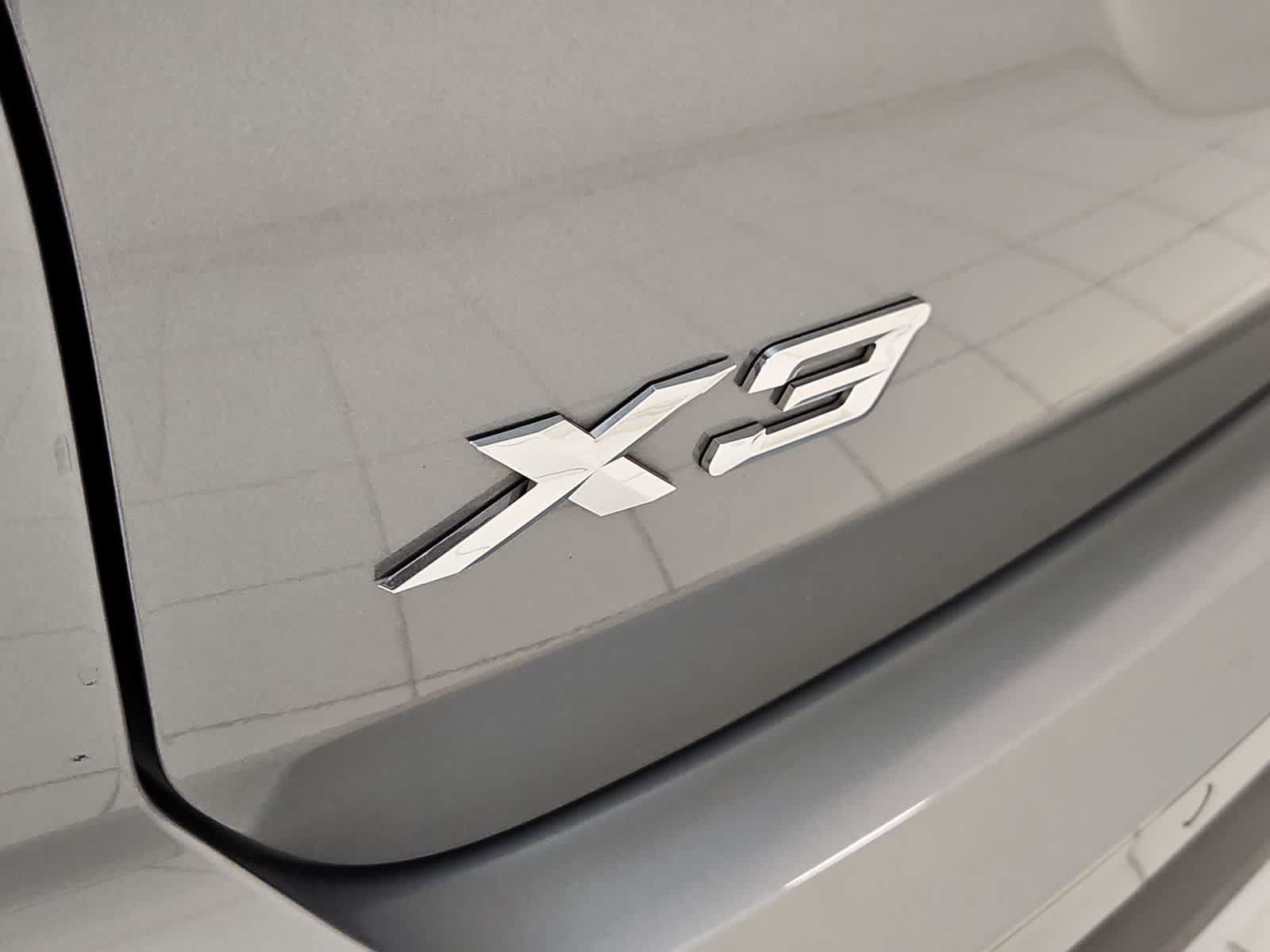 Used 2024 BMW X3 sDrive30i w/ Convenience Package RWD image 23