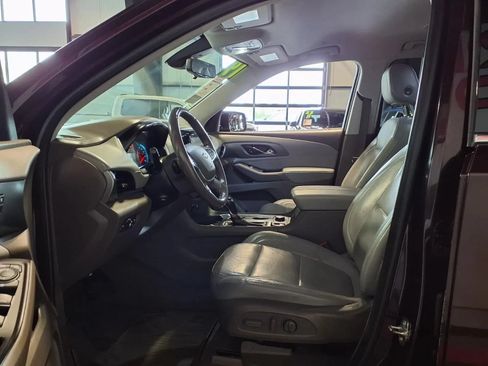 Used 2019 Chevrolet Traverse Premier w/ LPO, Floor Liner Package AWD/4WD image 21