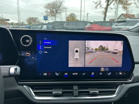 New 2026 Chevrolet Equinox EV LT w/ Comfort Package image 16