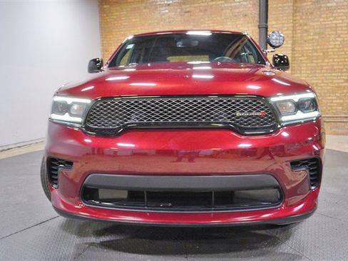 Used 2023 Dodge Durango AWD w/ Skid Plate Group image 4