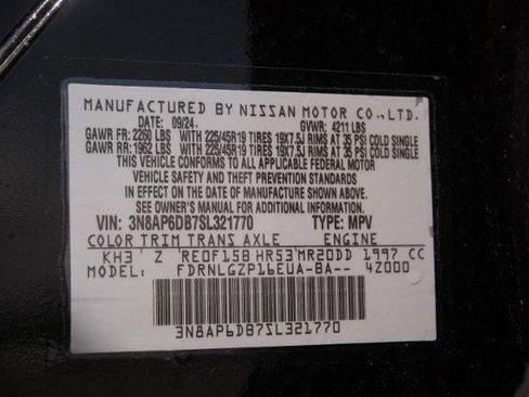 Used 2025 Nissan Kicks SR AWD/4WD image 29