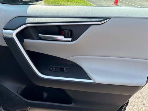 Used 2024 Toyota RAV4 XLE image 22