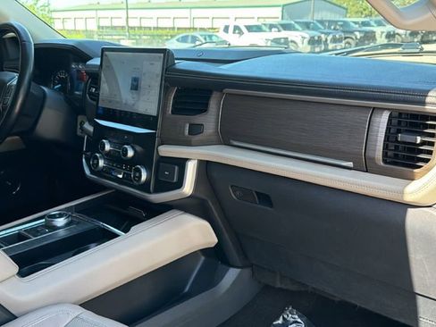 Used 2023 Ford Expedition Max Limited RWD image 41