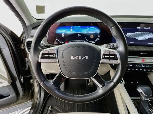 Used 2023 Kia Telluride SX Prestige AWD/4WD image 12