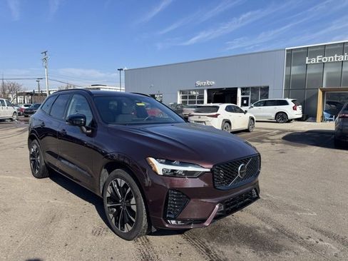 Used 2026 Volvo XC60 B5 Plus w/ Protection Package Premier image 2