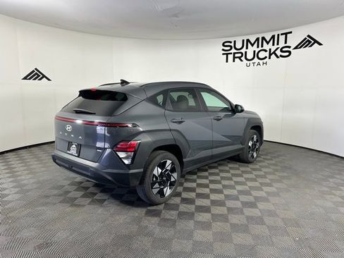 Used 2025 Hyundai Kona SEL image 4