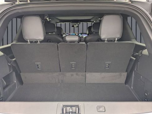 New 2026 Lincoln Navigator Reserve w/ Jet Appearance Package image 8