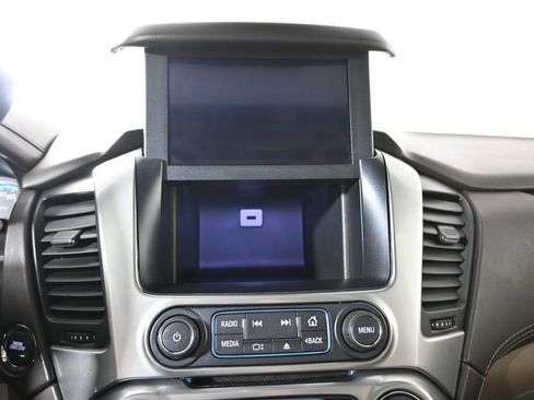 Used 2019 Chevrolet Tahoe Premier AWD/4WD image 31