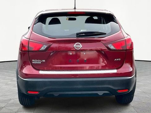 Used 2019 Nissan Rogue Sport S image 6