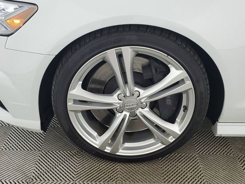 Used 2016 Audi S6 Prestige w/ Prestige Package image 17