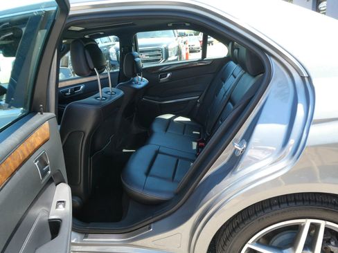 Used 2015 Mercedes-Benz E 350 4MATIC Sedan image 30
