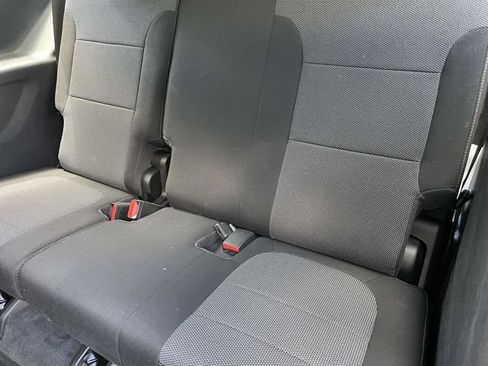 Used 2021 Chevrolet Traverse LT w/ LPO, Floor Liner Package AWD/4WD image 16